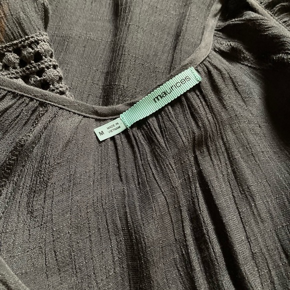 Maurice’s Top - Picture 5 of 7